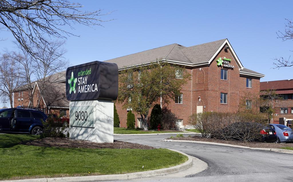 Suburban Studios Indianapolis Northwest - College Parks Exteriör bild
